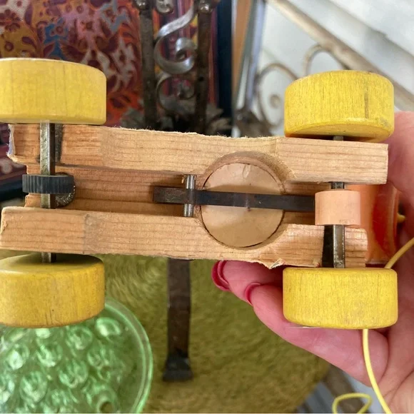 Vintage 1962 Pudgy Pig Fisher Price Pull Toy - Picture 5 of 10
